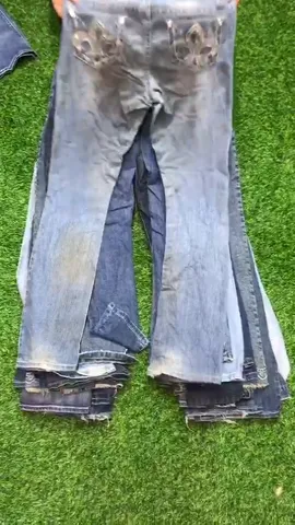 Flared jeans in grade c mixed brands