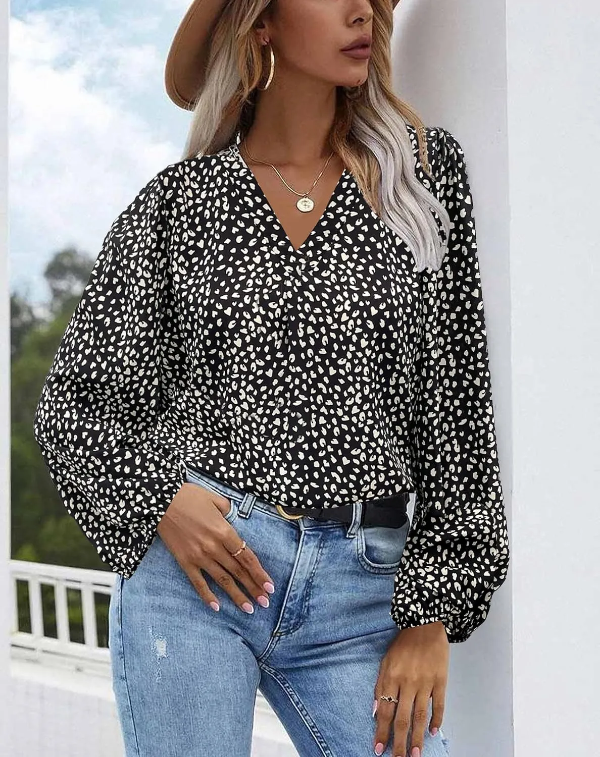 Long Sleeve Blouses for Women, Leopard Print Chiffon Tops V Neck Loose Business Shirts Casual Work Tunic